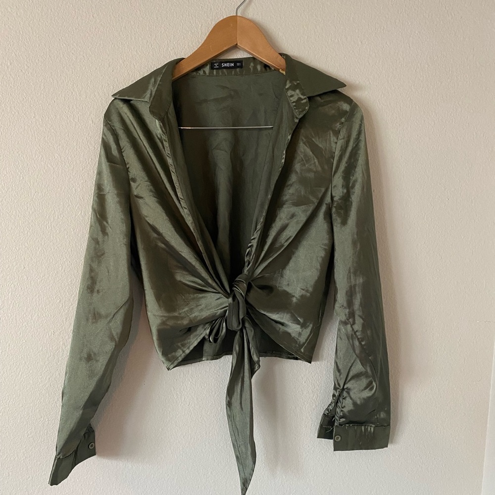 Front tied Satin Top